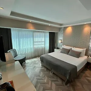 Hotel The Roomy Nisantasi